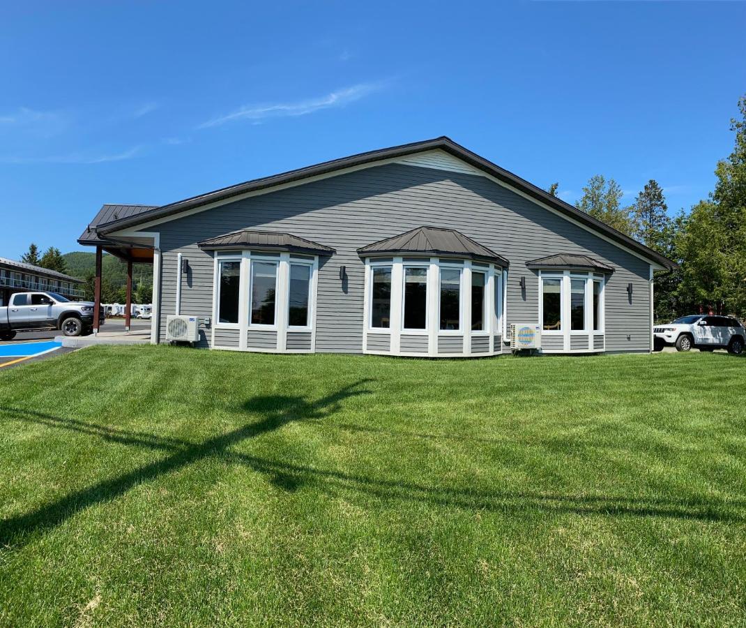Motel L'Abri Carleton-sur-Mer Eksteriør billede