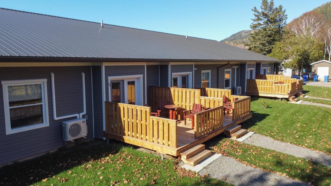 Motel L'Abri Carleton-sur-Mer Eksteriør billede