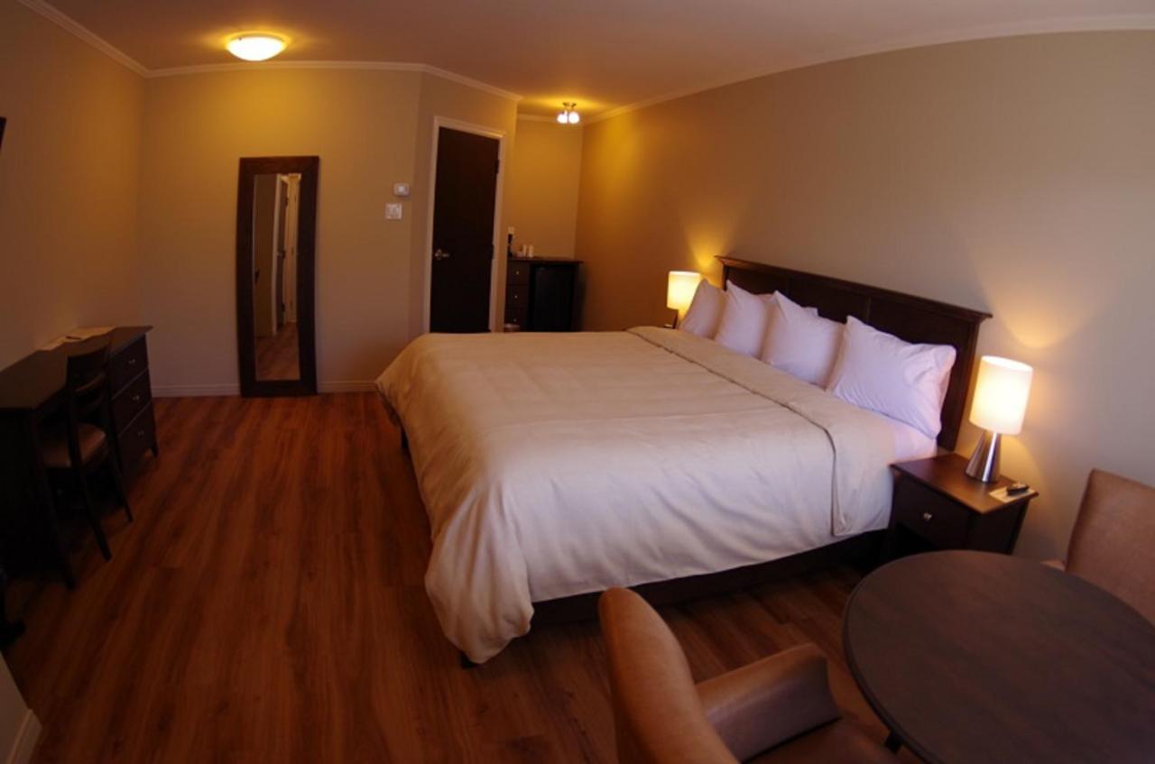 Motel L'Abri Carleton-sur-Mer Eksteriør billede